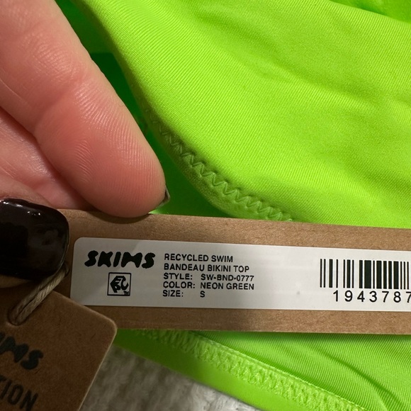 SKIMS Neon Green Bandeau Bikini Top - Picture 8 of 8